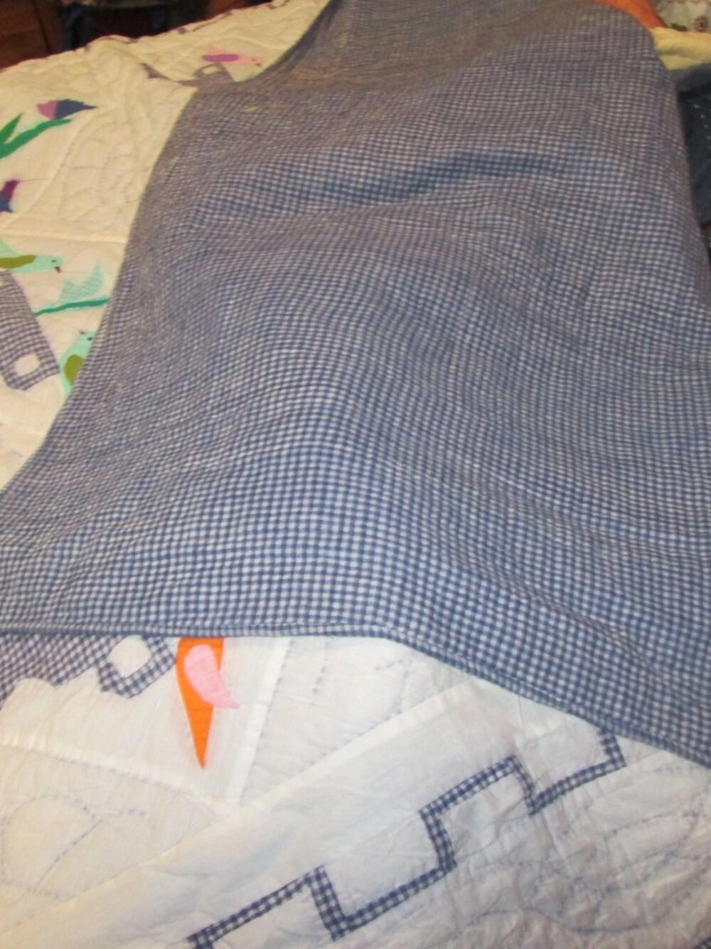 vtg Handmade appliqued lightweight quilt reversible 73 x84 appliqued reversible